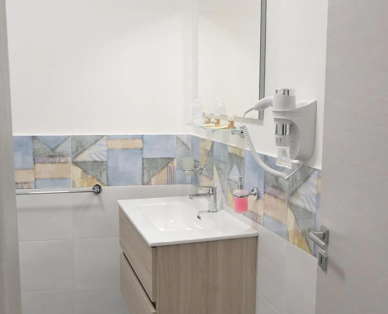 Guest house Da 'Nfacci Affittacamere Carini Italy