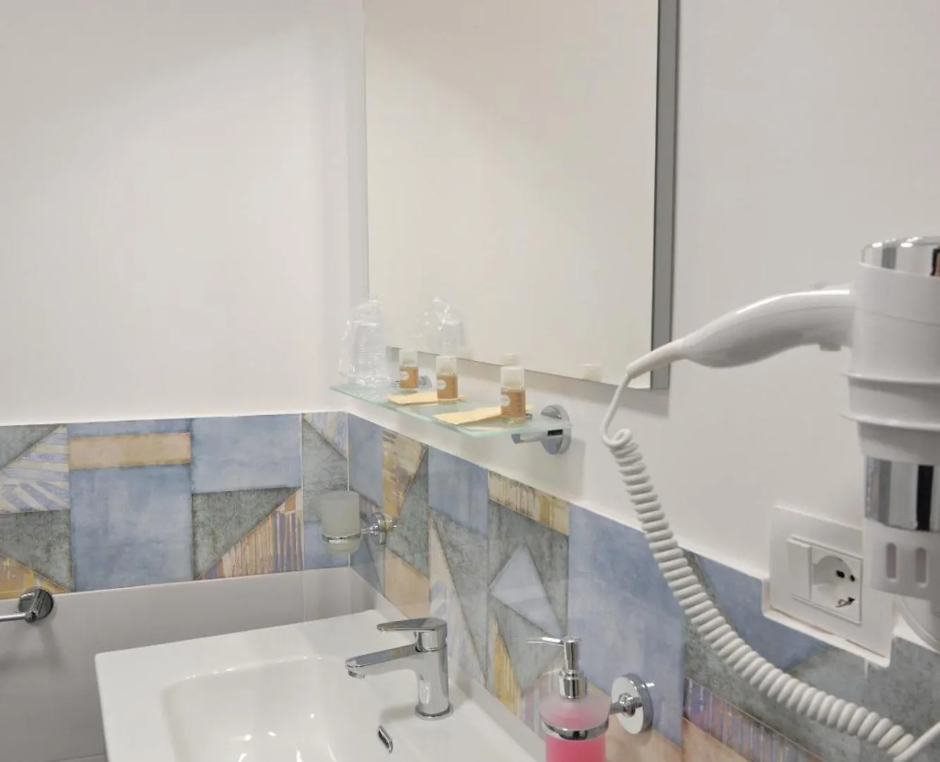 Da 'Nfacci Affittacamere Carini Guest house